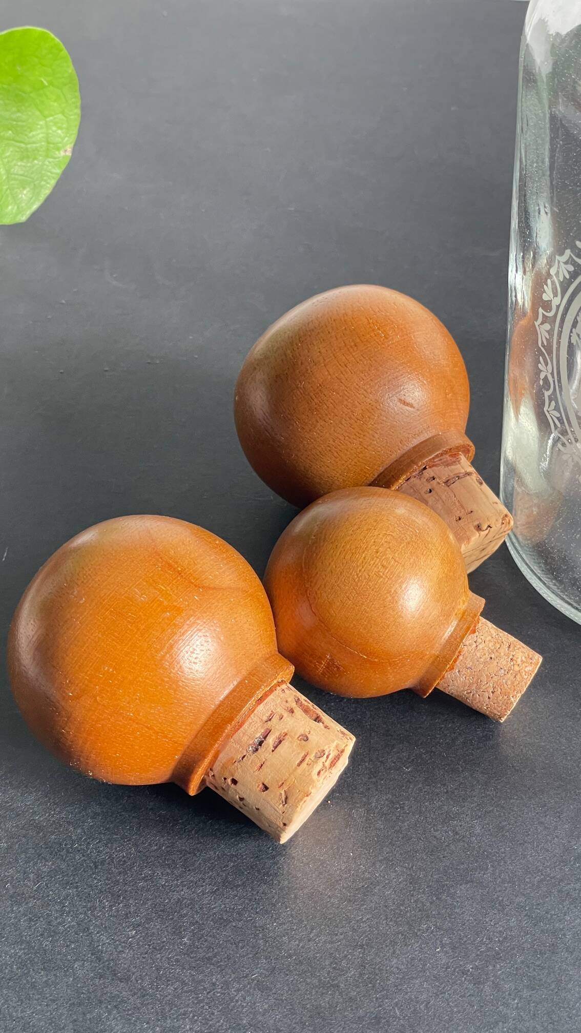 BOUTEILLES Verre Gravé et Bois VINTAGE