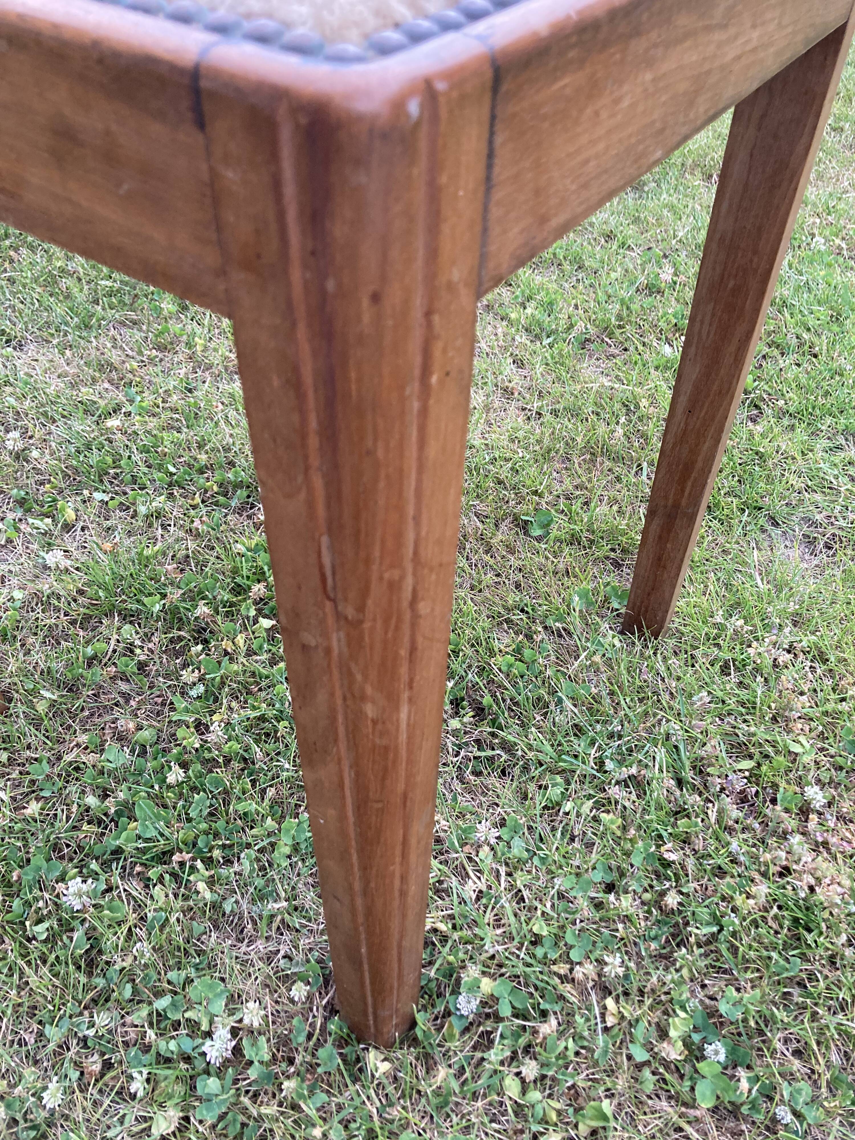 Deco aero stool