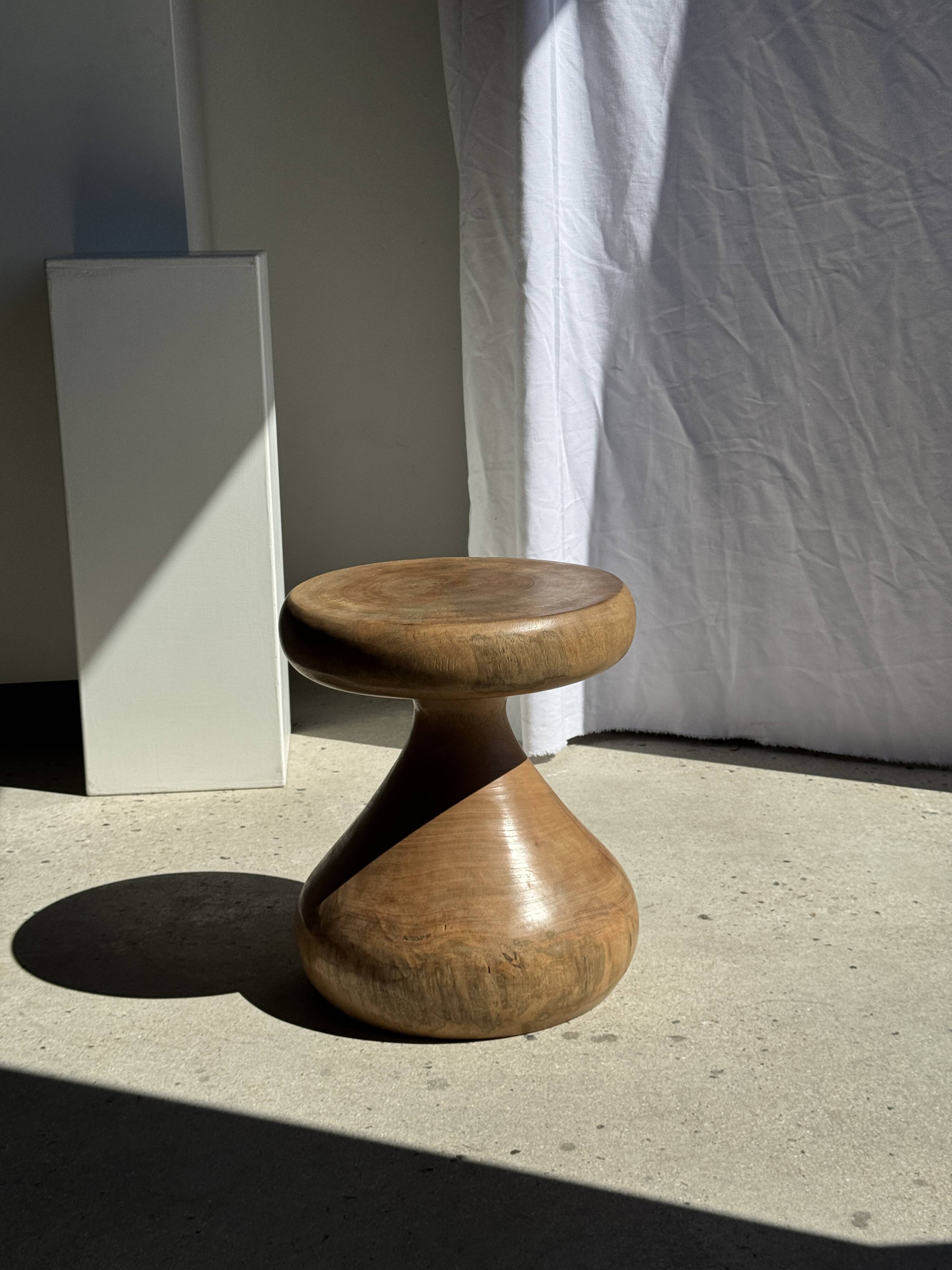 Pawn Natural - Stool, side table, end table in solid mango wood