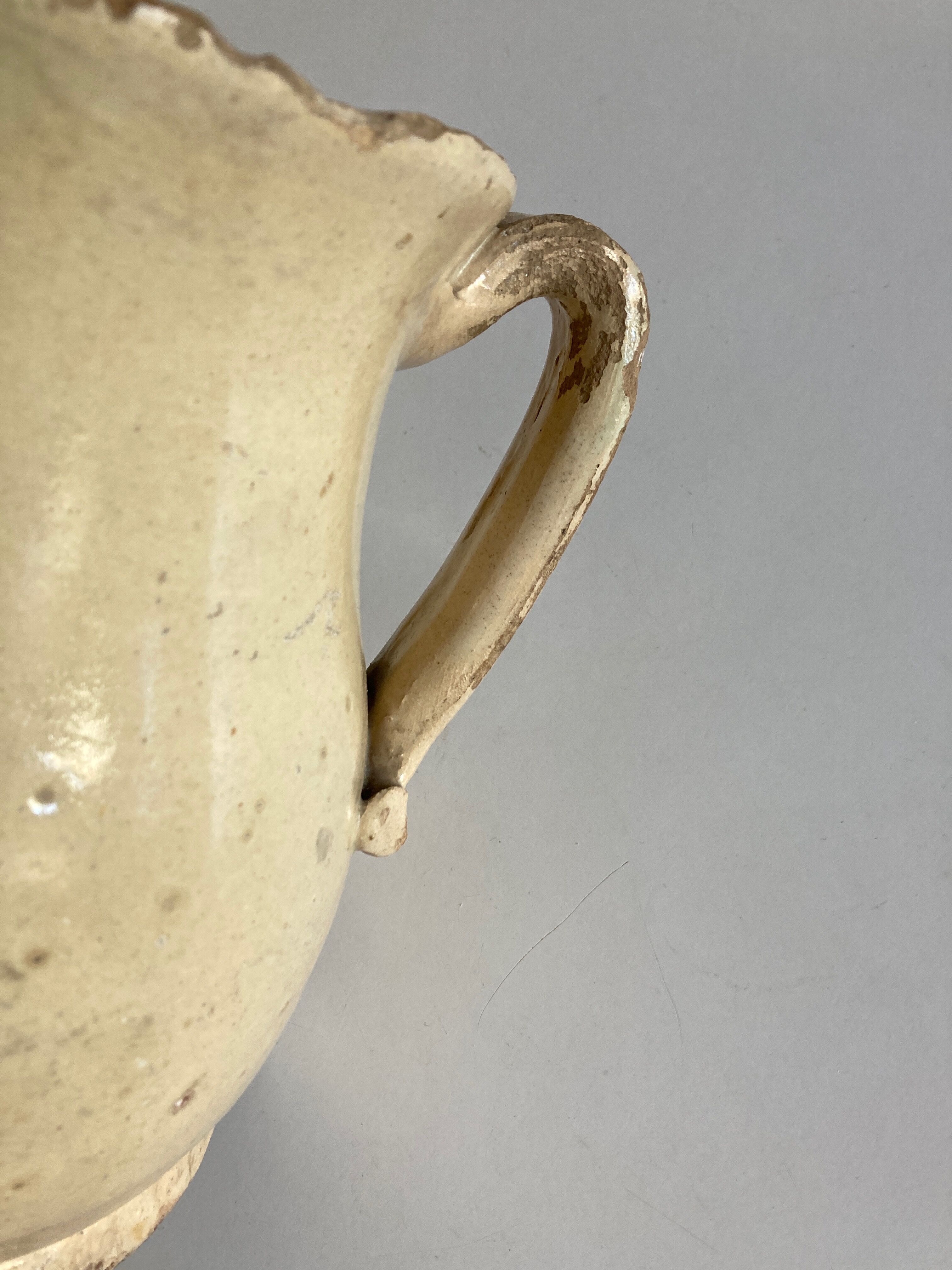 Vase pitcher 18th Italian glazed earth of Vietri Amalfi