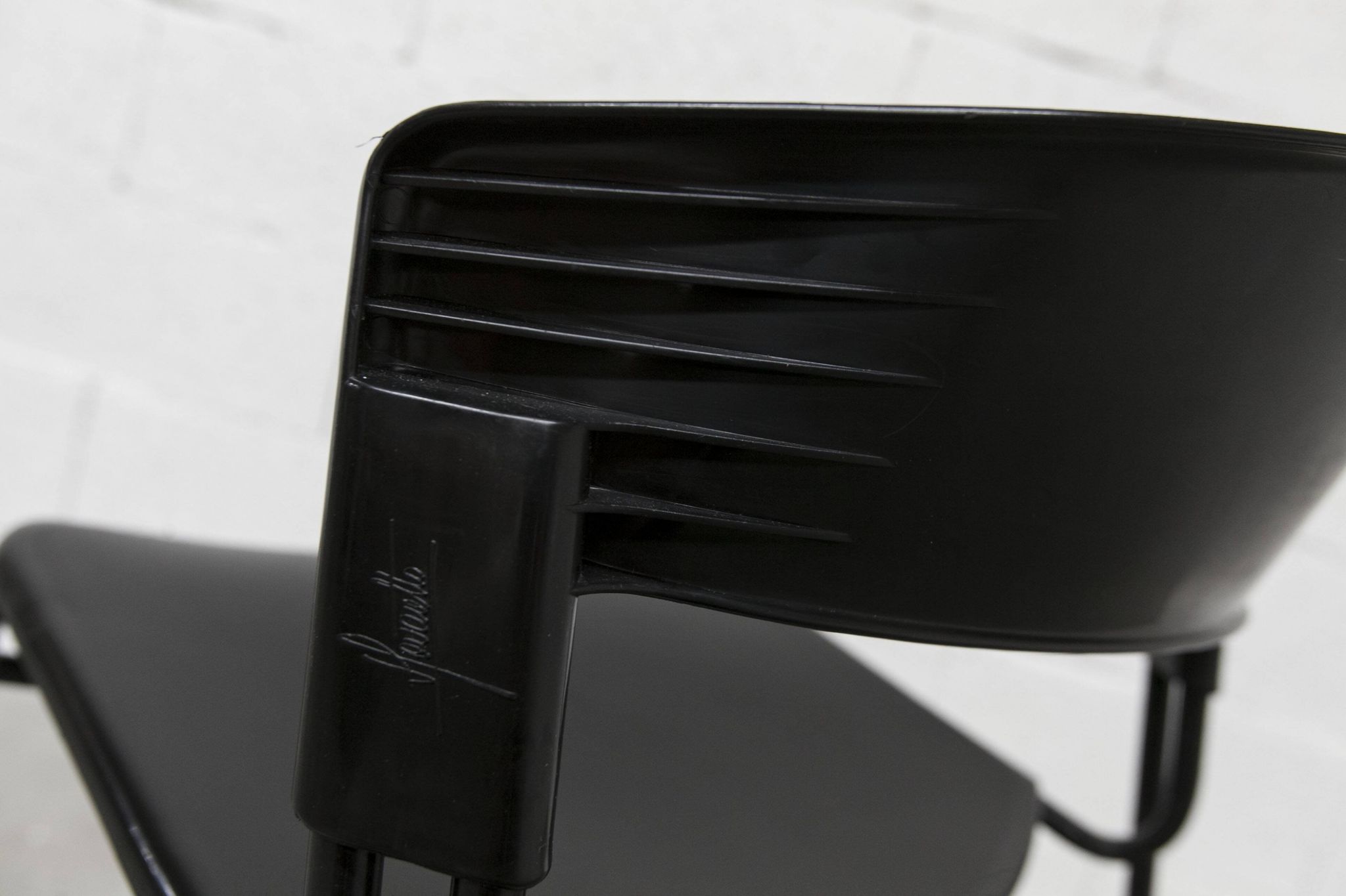 Paolo Favaretto Airborne Steelcase Strafor Chair 1989