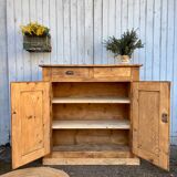 Buffet ancien en bois massif