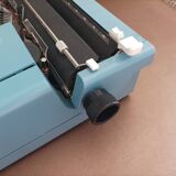 Machine à écrire Olivetti Studio 46 bleue vintage révisée