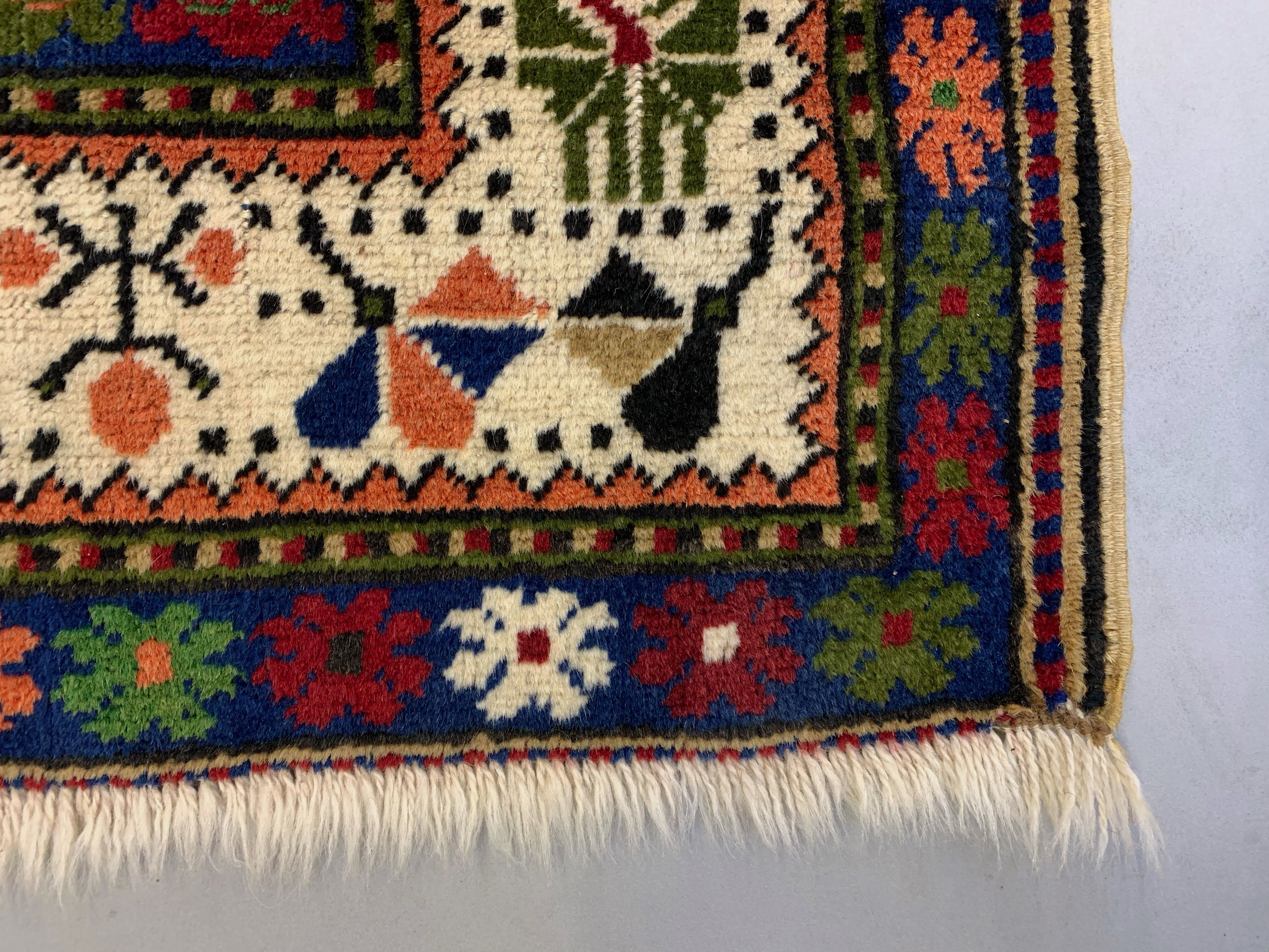 Vintage turkish anatolian rug 190x120 cm, tribal boho red, blue, black, green