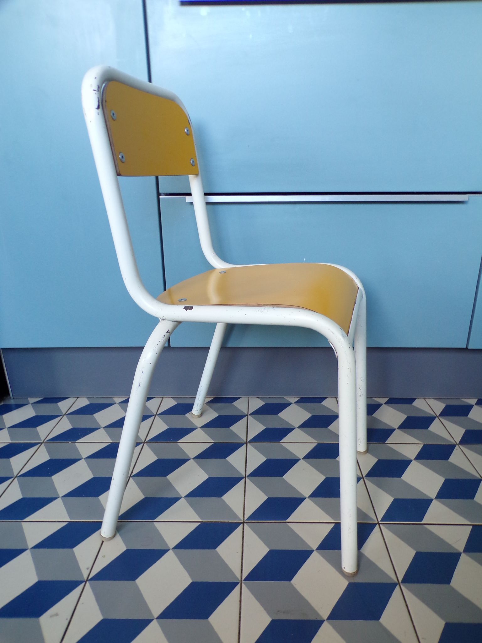 Chaise enfant vintage formica jaune