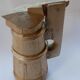 Ancien pichet  d'eau en bois forme tonneau vintage ½ litre