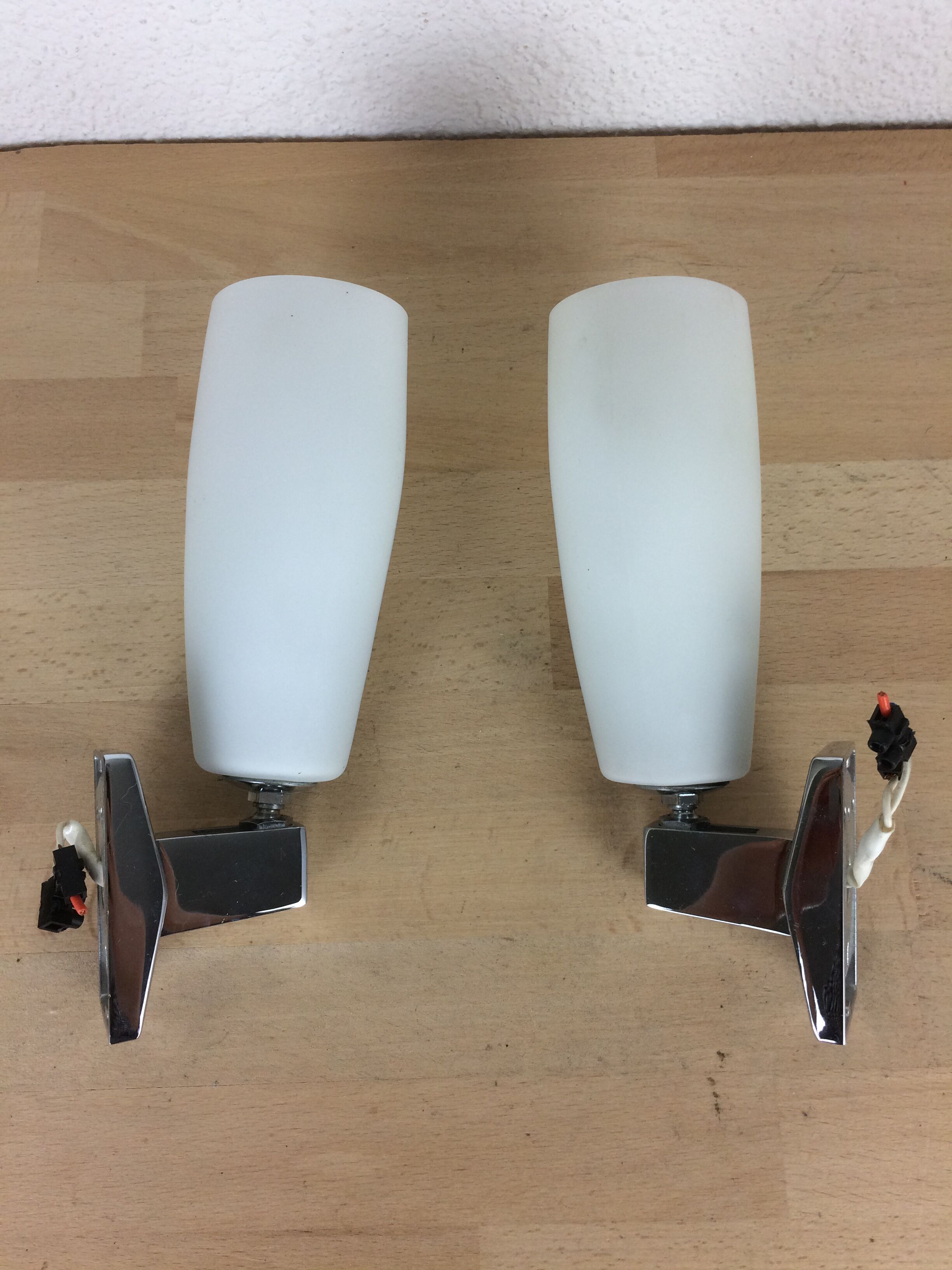 Pair of inda adjustable wall lamps, chrome and white opaline 70's