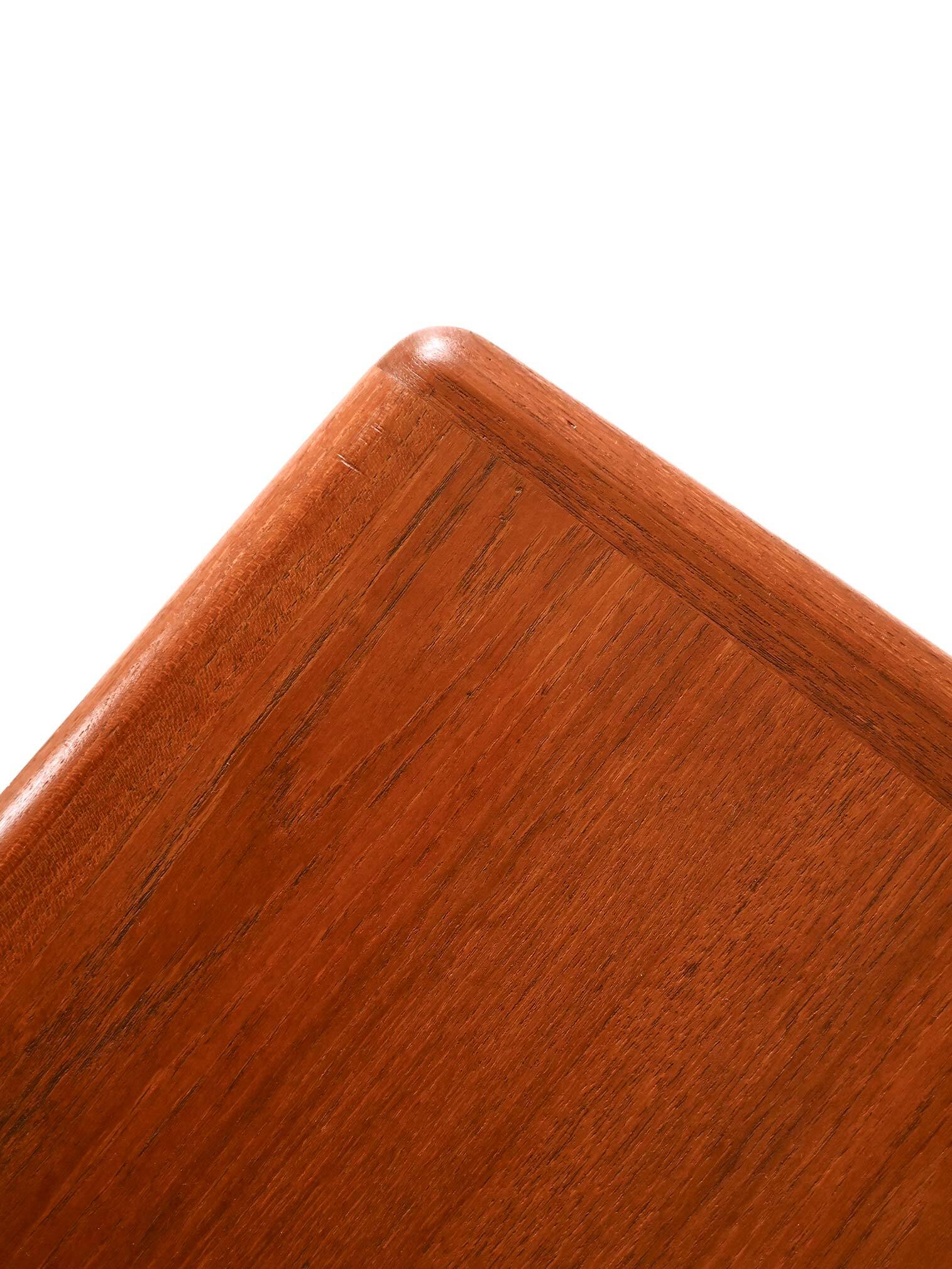 Table basse carrée en teck fabriquée au Danemark