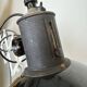 Lampe murale à ciseaux en émail noir industriel, années 1950
