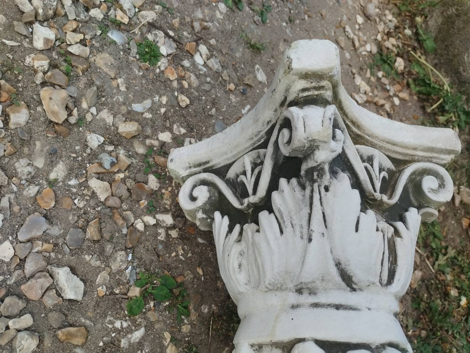 Vintage antique stone Medici garden planters