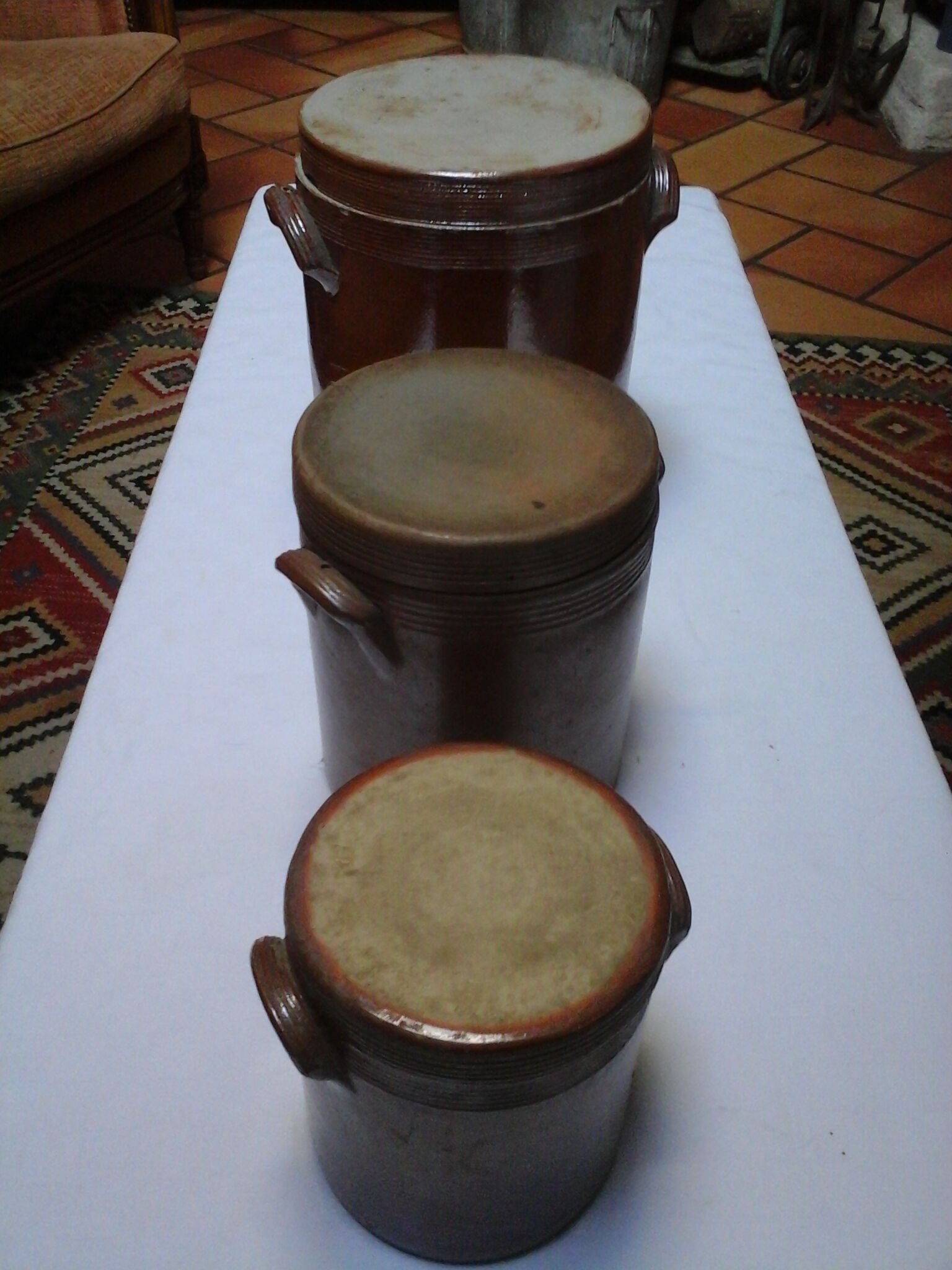 Série de 3 pots en grès