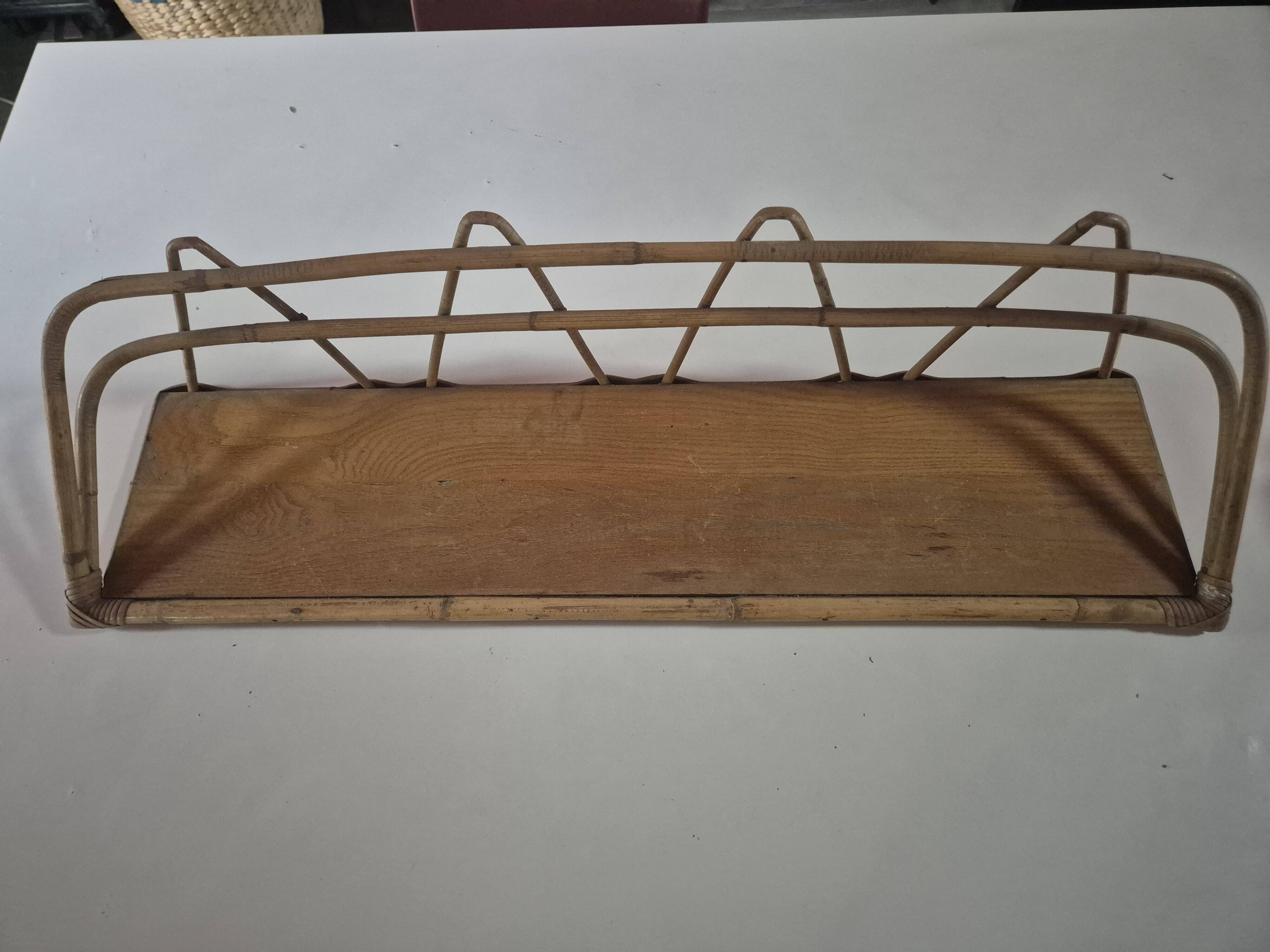 Etagère murale vintage en rotin