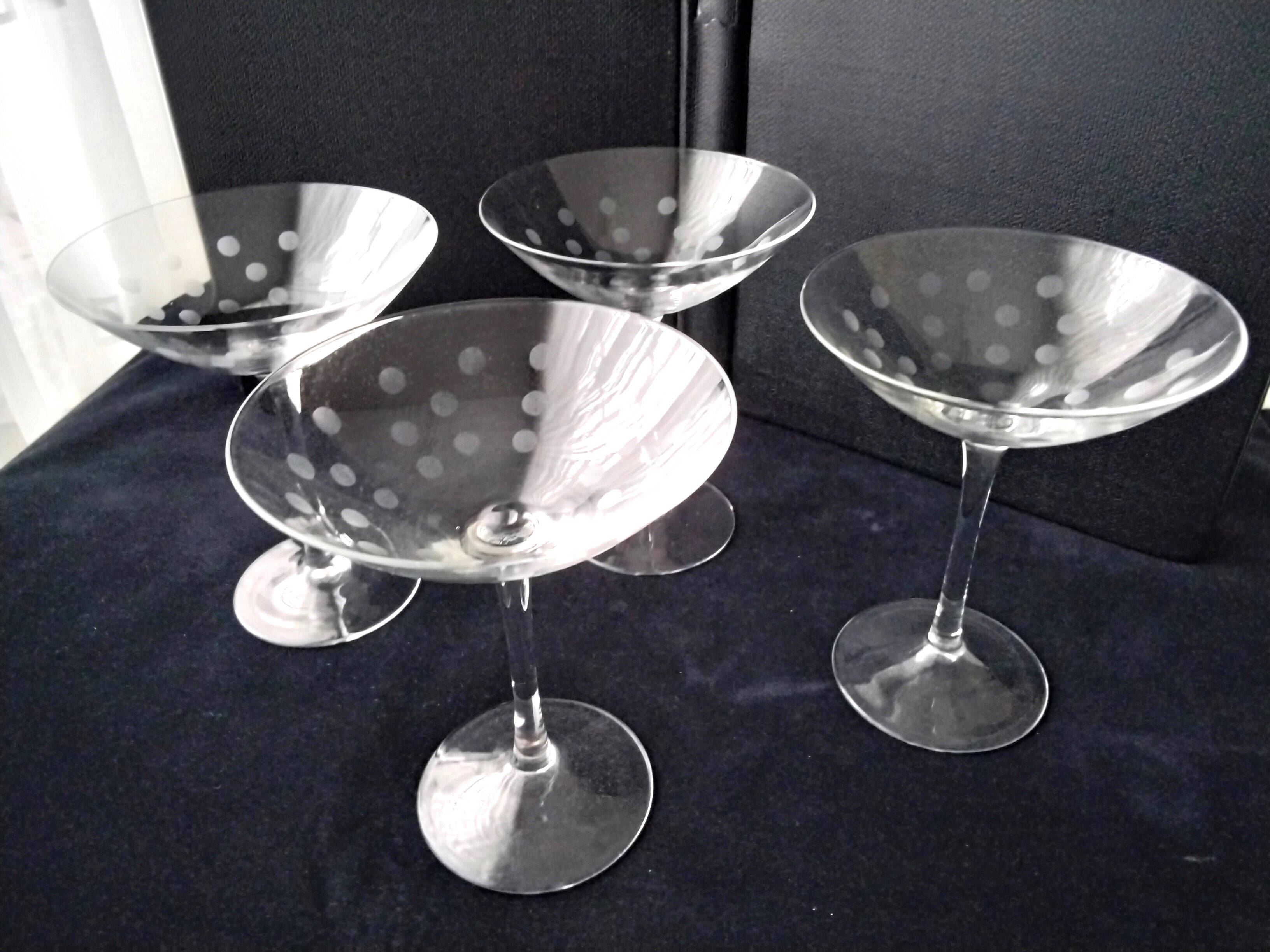 4 Large glass bowls for dessert, ice cream, starters, cocktails, etc.