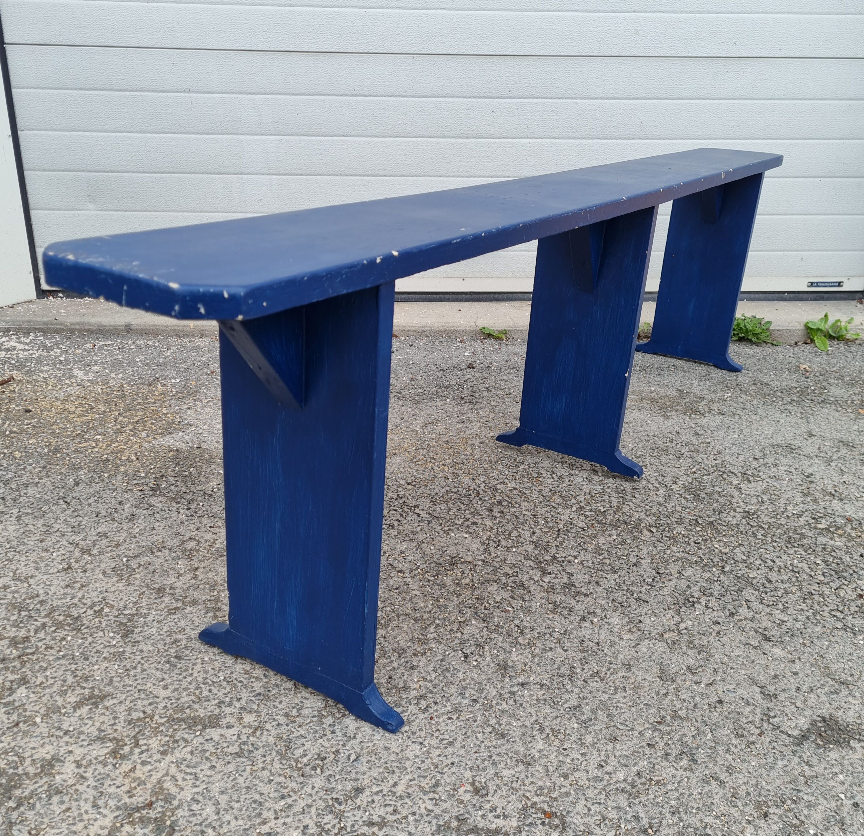 Wooden bench from 1960