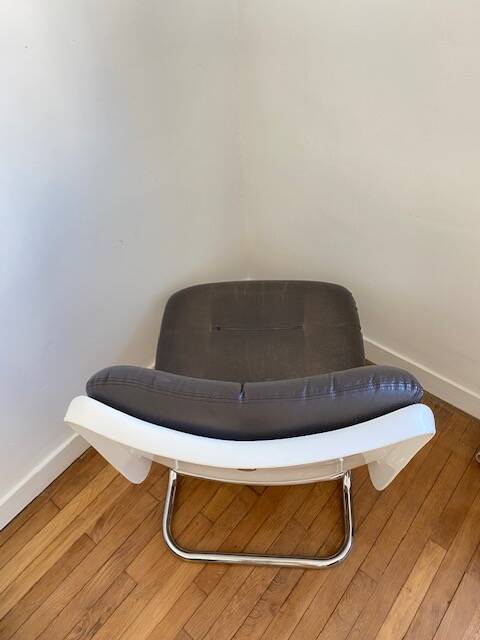 Vintage 70s armchair by Albert Jacob