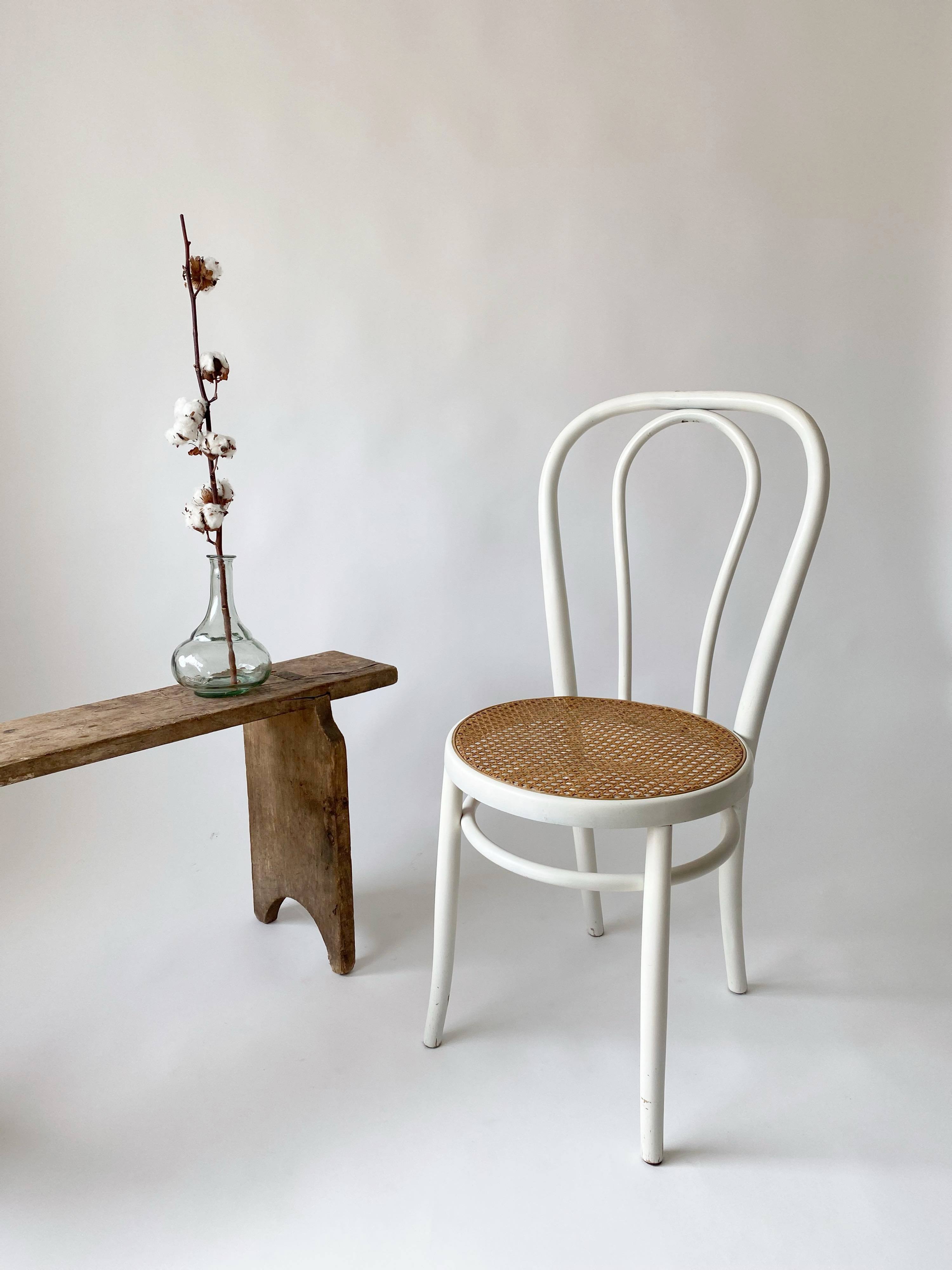 Canning bistro chair