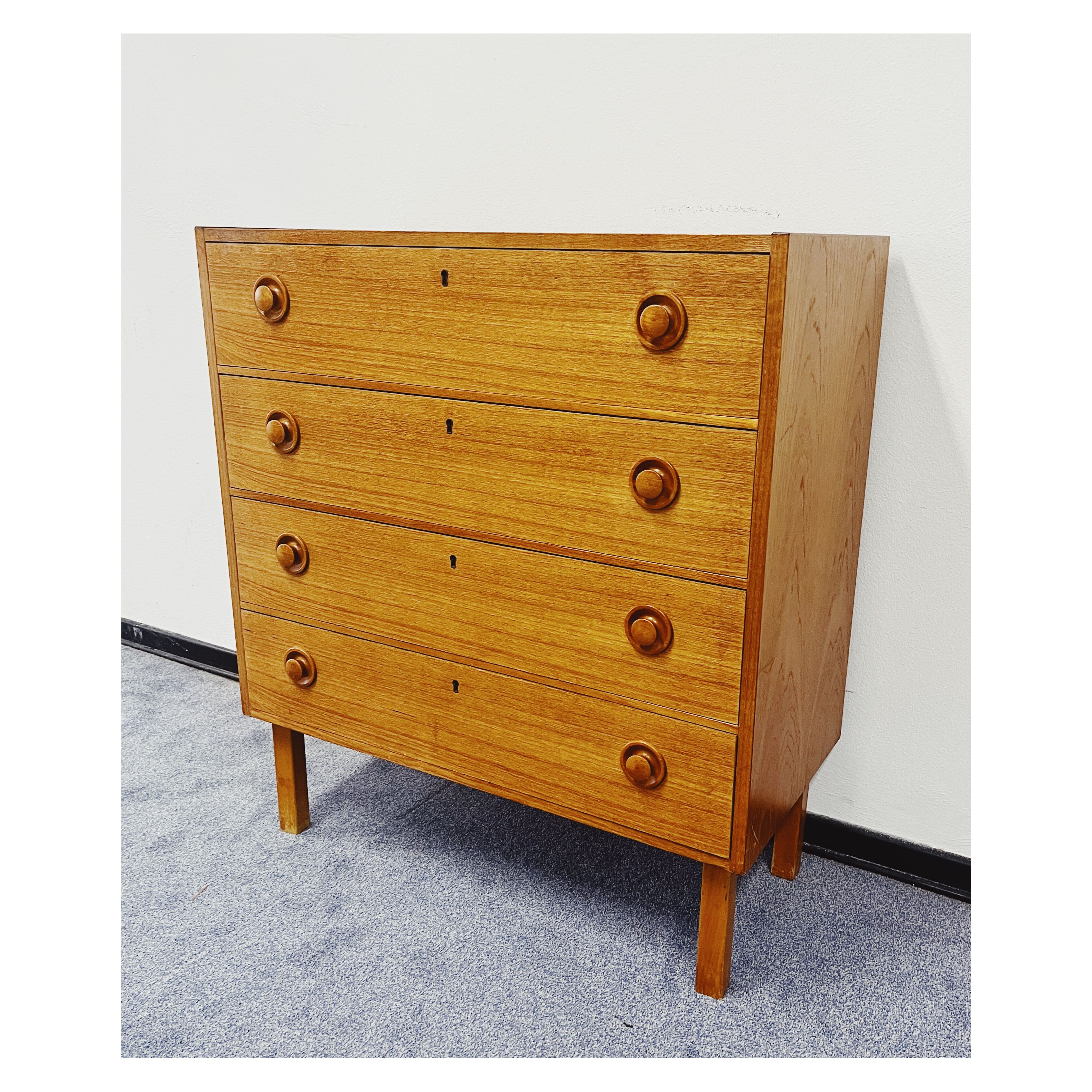 Chest of drawers swedish