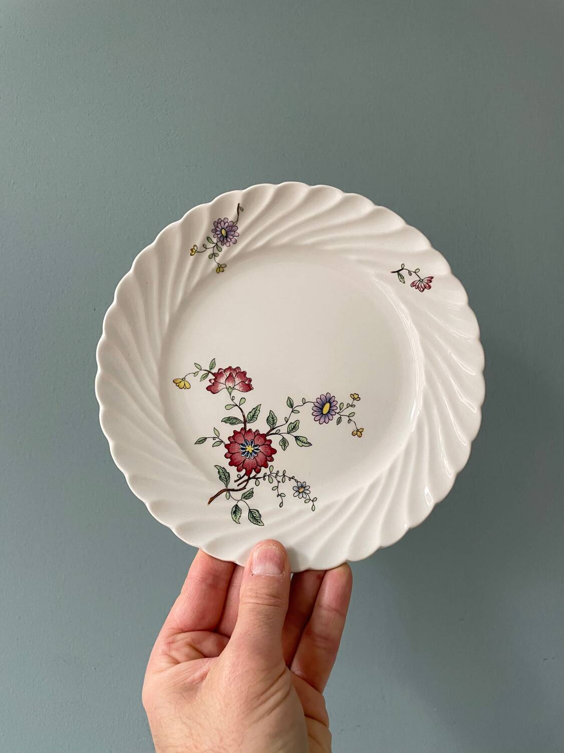 Set of 11 vintage Lunéville earthenware dessert plates