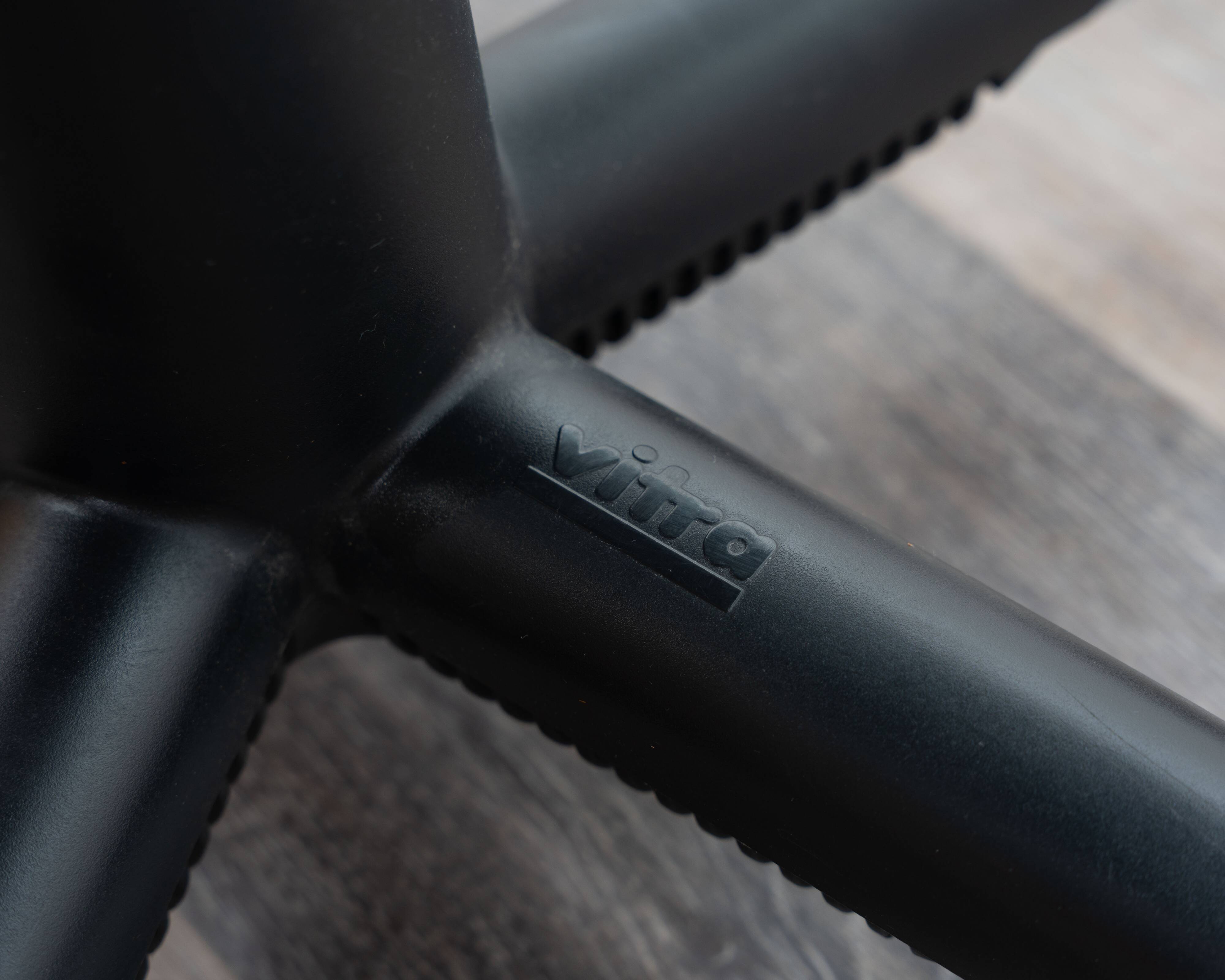 Office chair. Manufacturer: Vitra. Designer: Mario Bellini. Model: Fig