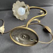Table lamp – Golden brass and molded glass