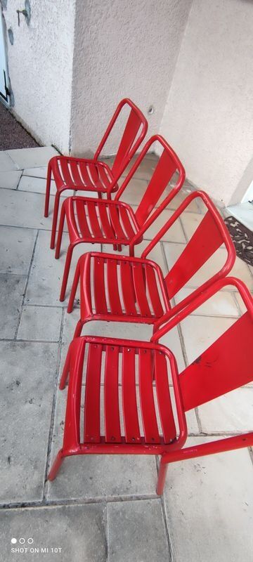Chaises tolix modèle T4