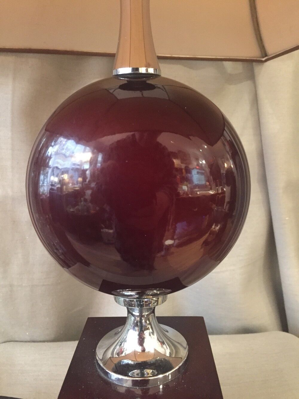 Lacquered table lamp Philippe Barbier years 1970