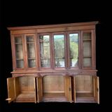 Large two-body showcase library