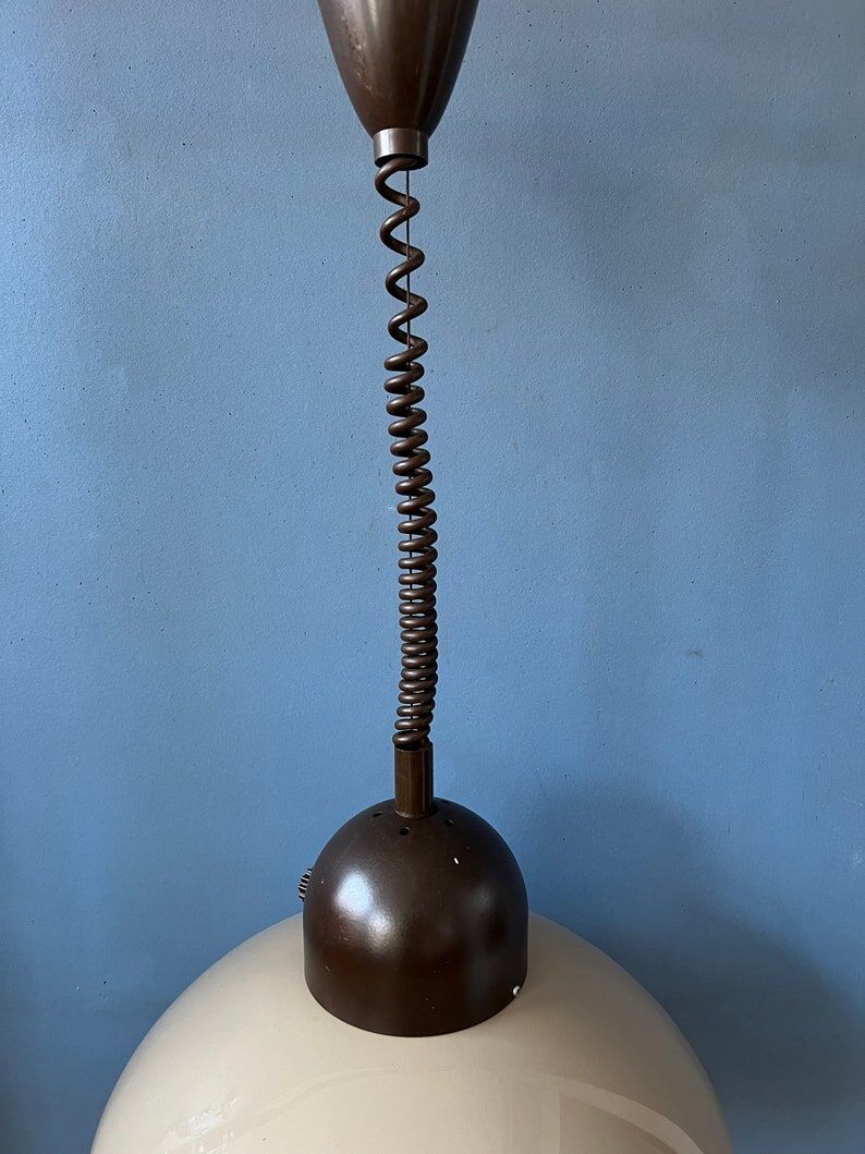 Mushroom suspension by Dijkstra