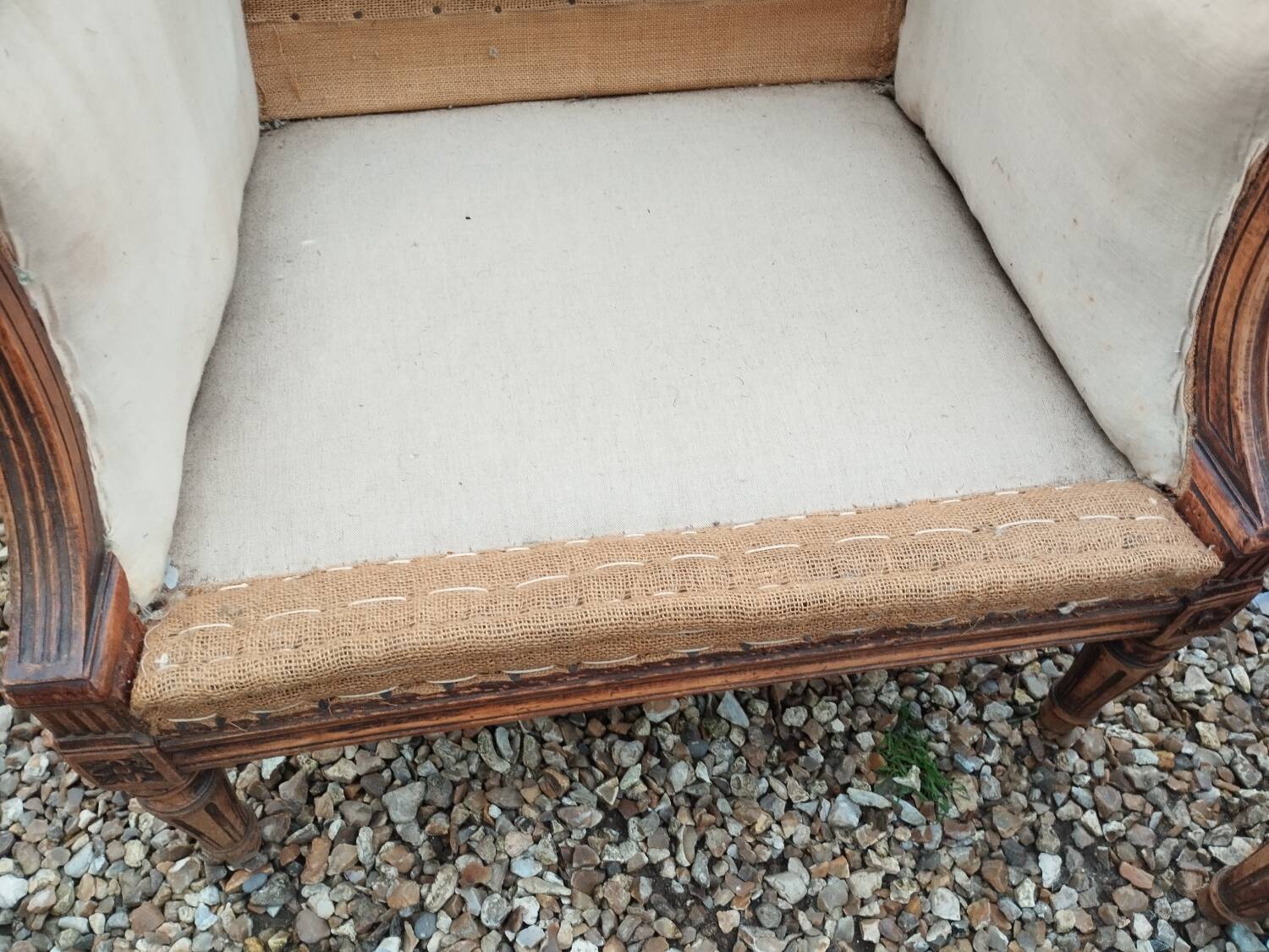 Paire de fauteuils anciens style louis xvi