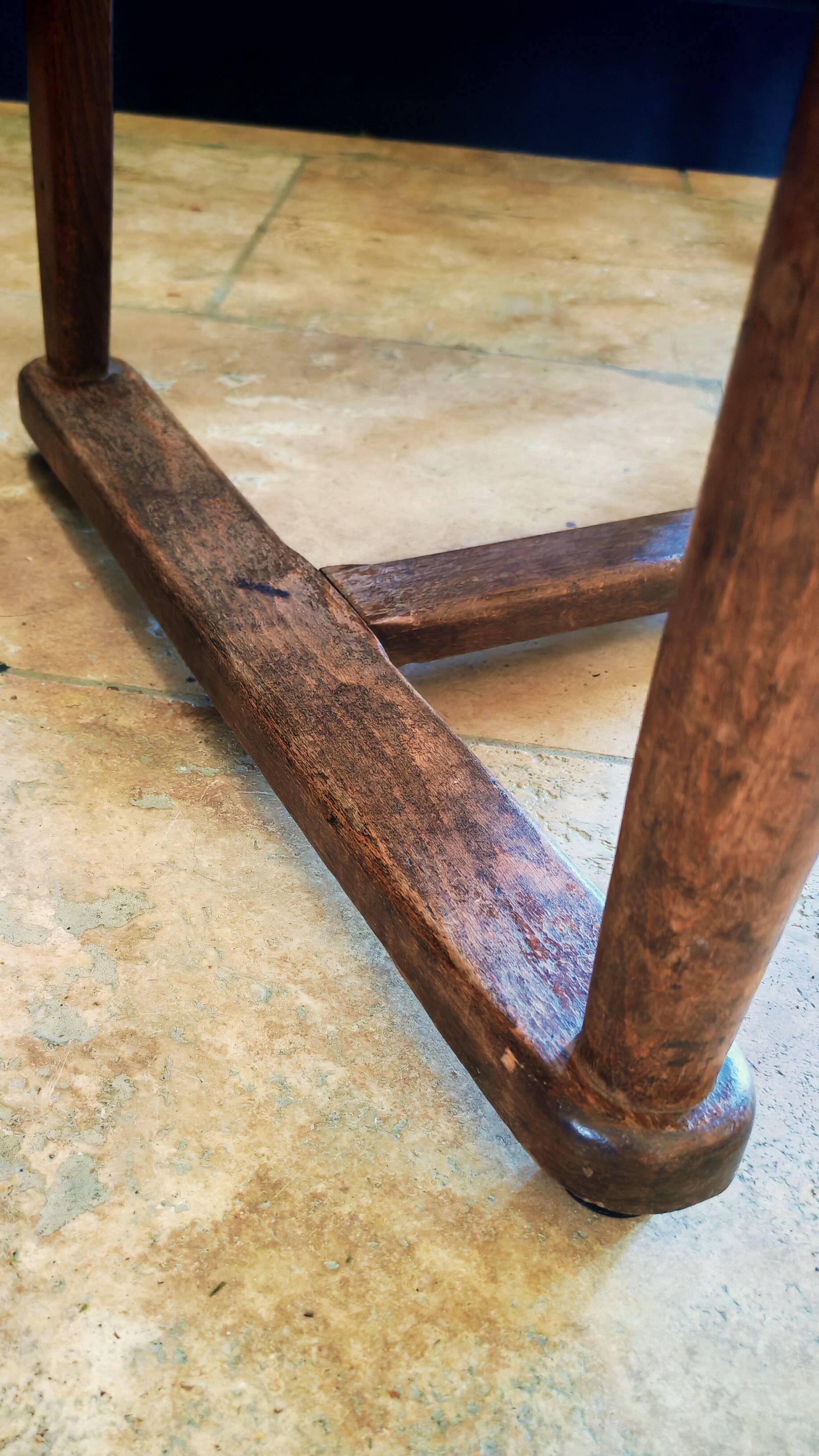 Set of 6 Brutalist dining chairs in Mid-century oak.