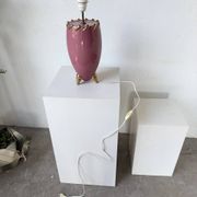Lampe de table céramique rose et or tripode