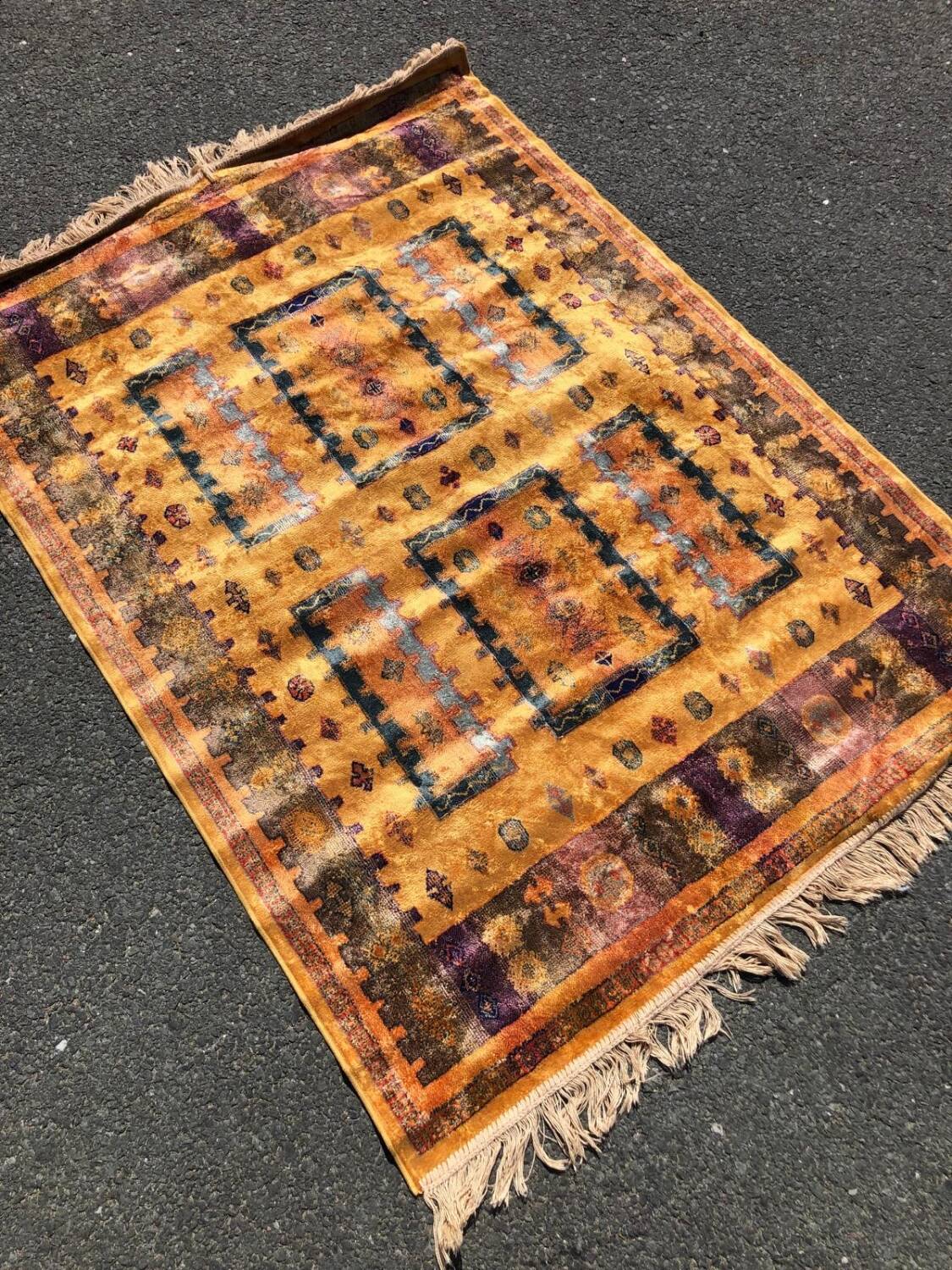 Oriental rug
