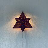 Étoile murale lumineuse en bois