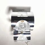 Aplique de pared metálico "Space Age". España, 1970s.