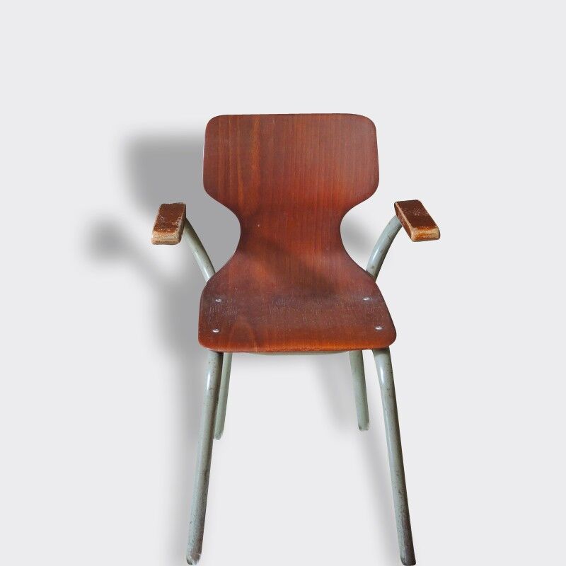 Pagholz wooden chair with armrest