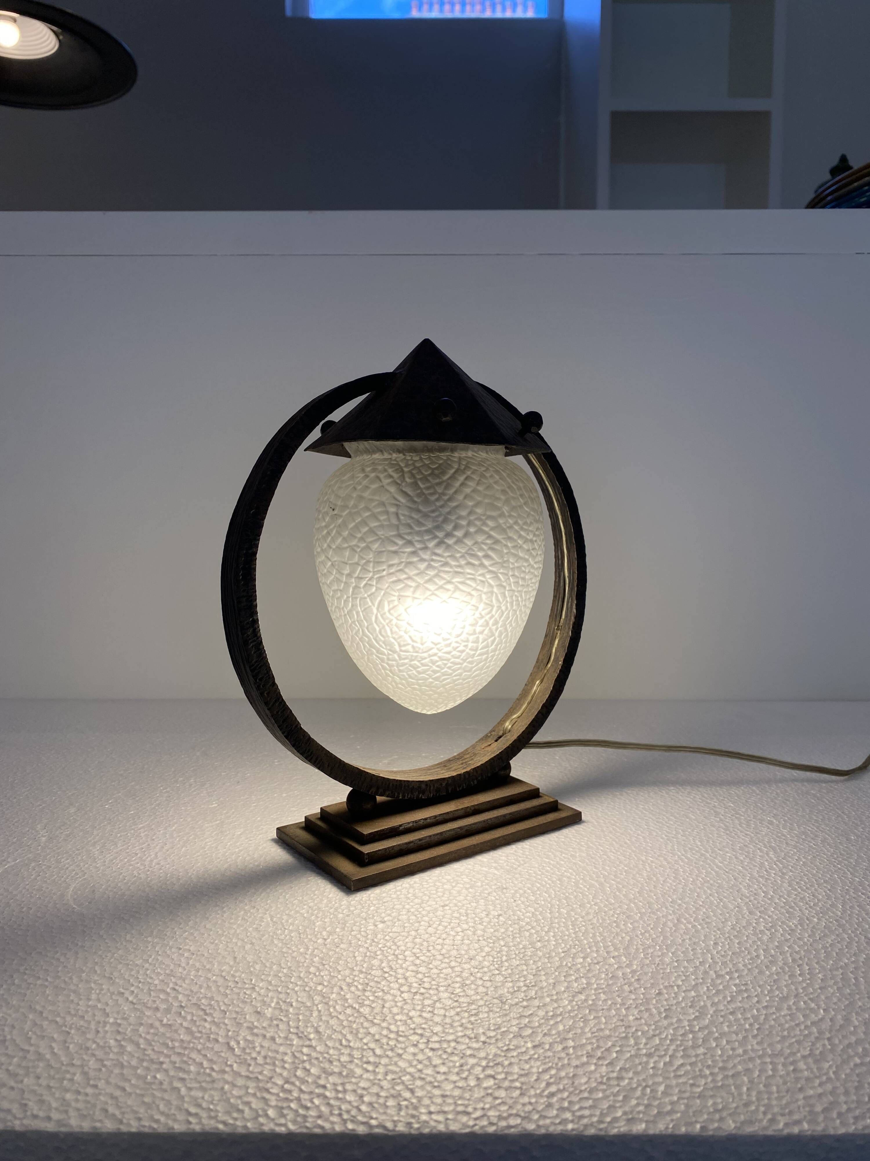 Sculptural Art Deco Table Lamp With Frosted Glass Shade, 1930s