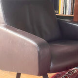 PAIRE DE FAUTEUILS 740  Design : Joseph André Motte 1957