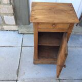 Table de chevet