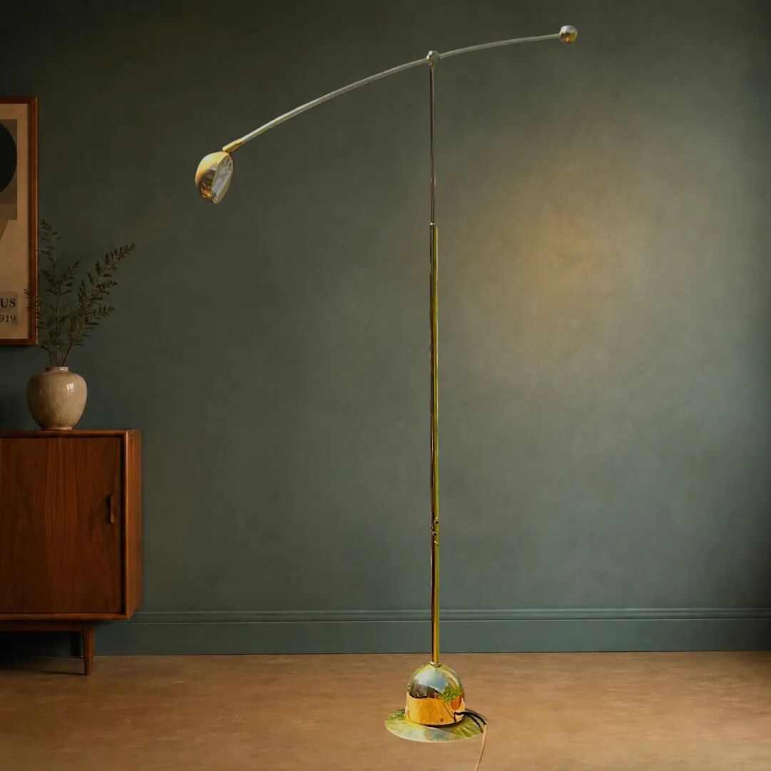 Lampadaire massive space age en métal doré bras balancier – années 70 80