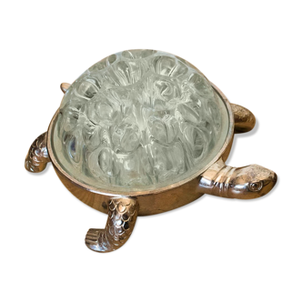 Ancient vintage turtle flower ingel