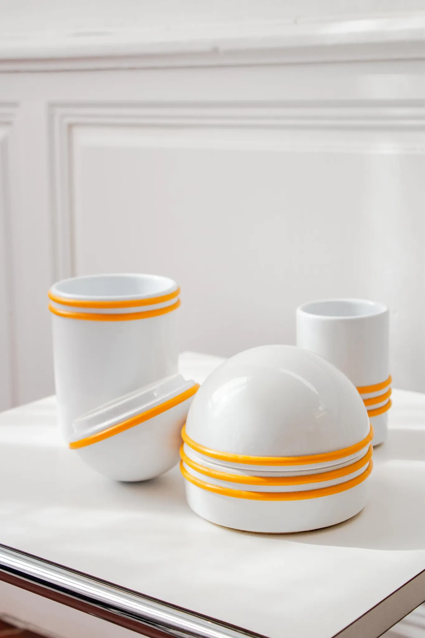 Set of vintage boxes for the bathroom, space age design, faience.
