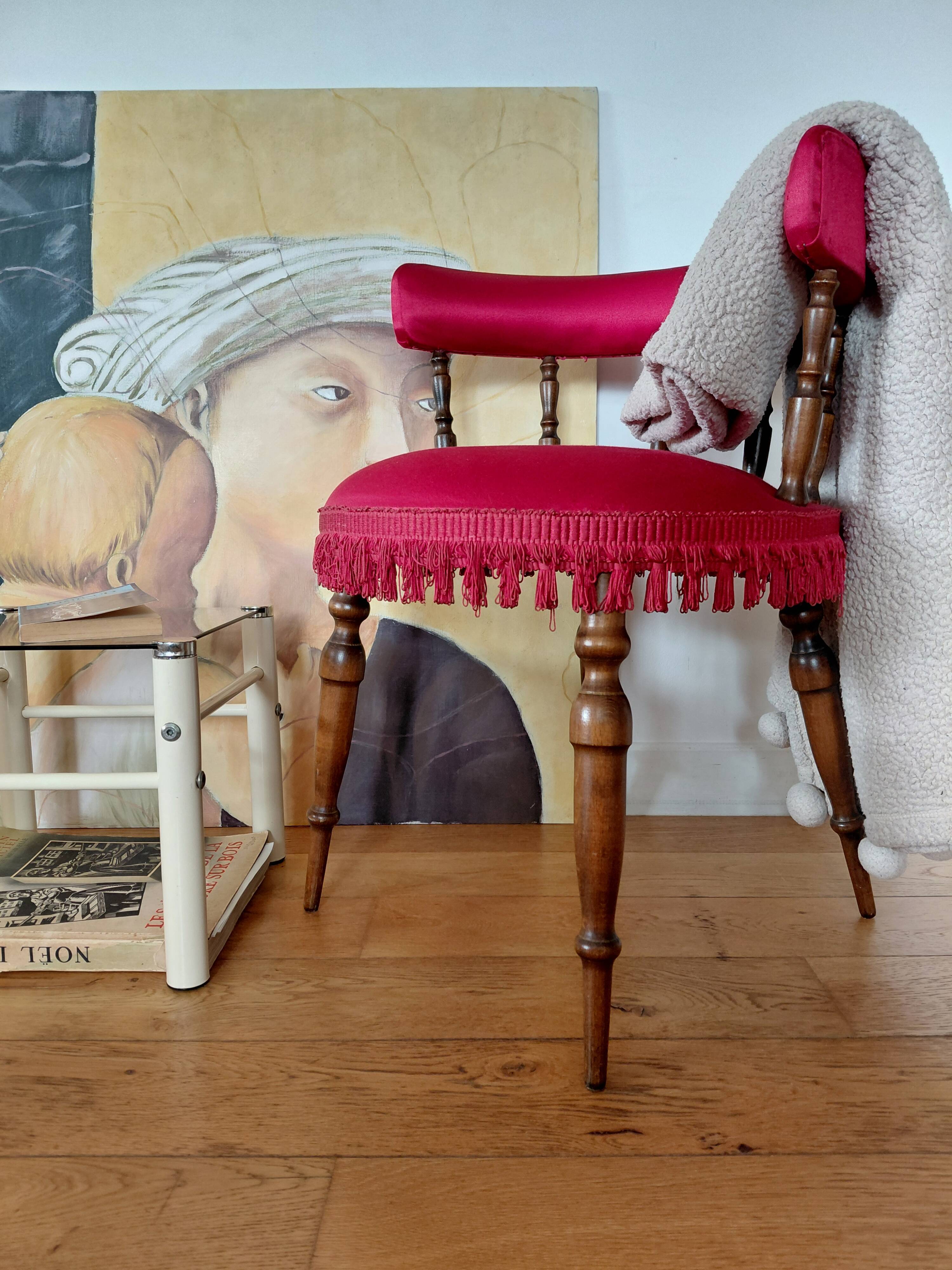 Napoleon III office chair in fuchsia velvet