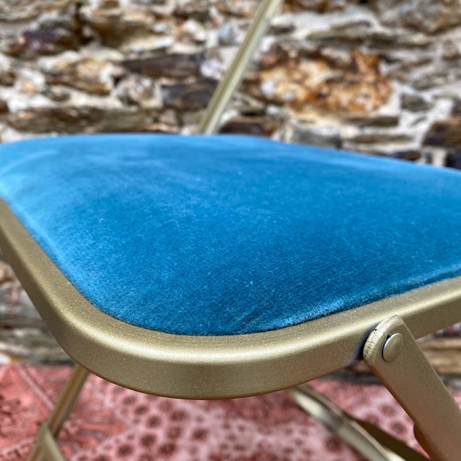 Folding chair in gold-tone metal and velvet, 1960s-70s