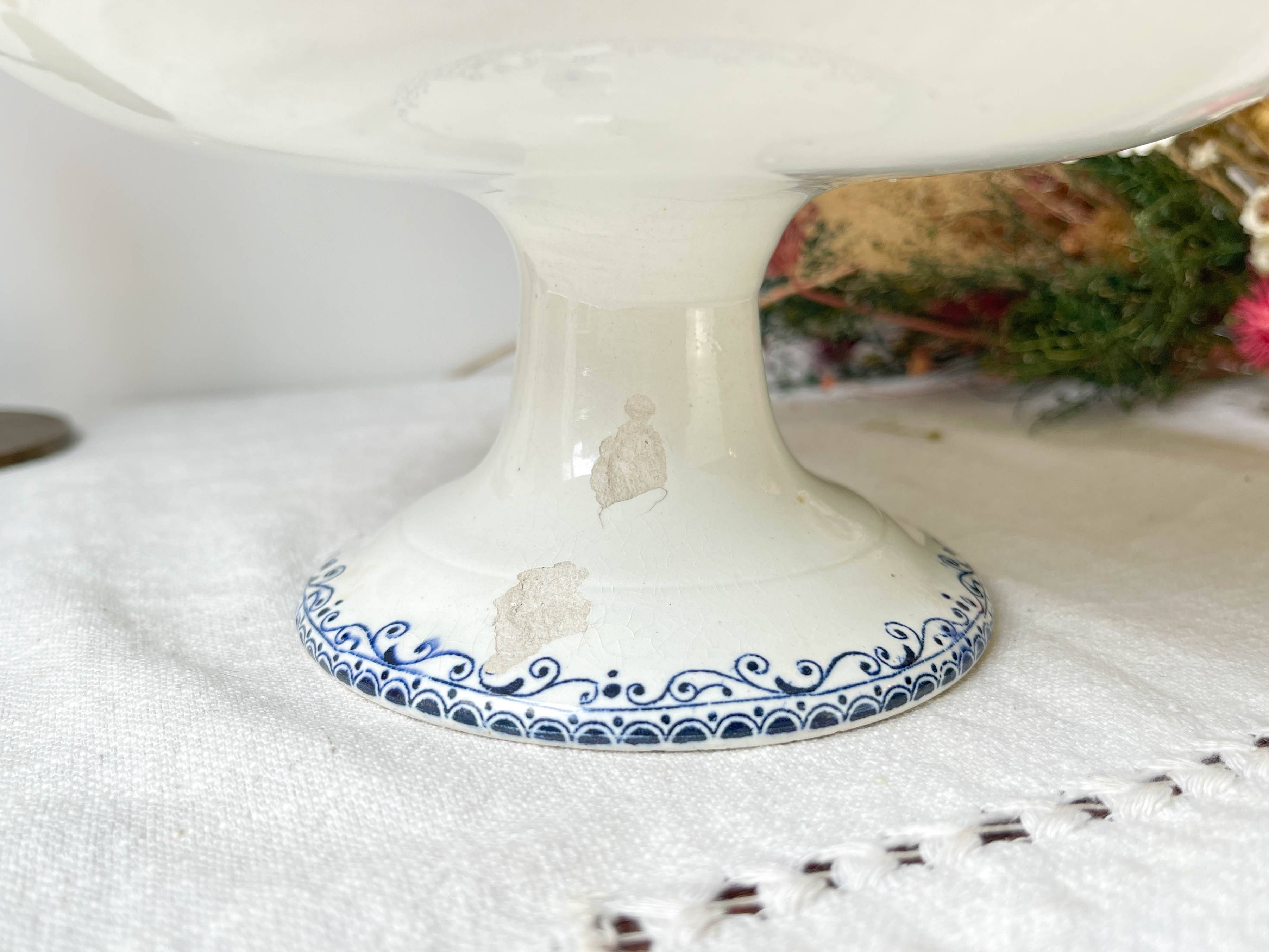 Vintage pedestal dish terre de fer hb&c balzac made in france
