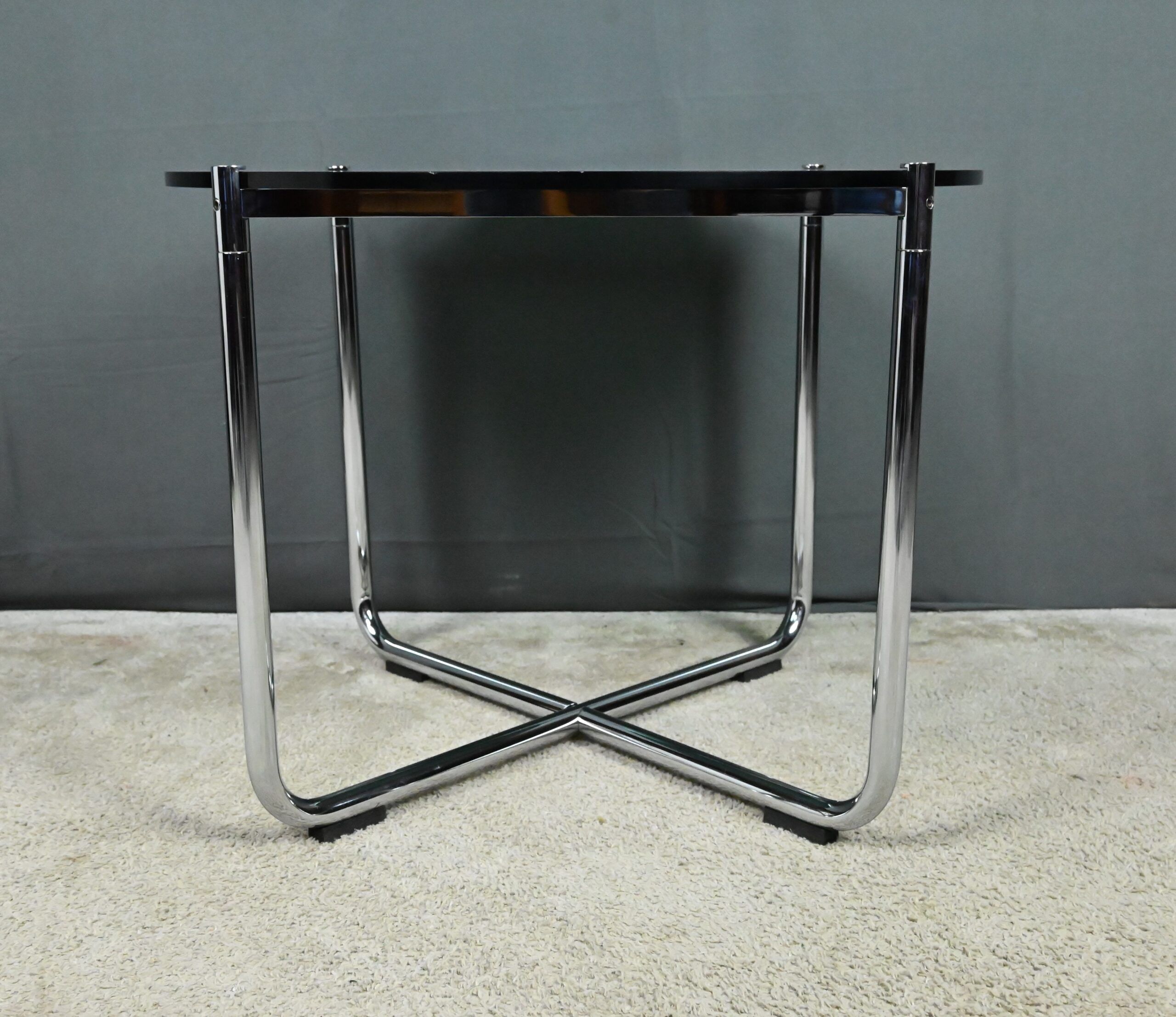 MR coffee table by Mies van der Rohe for Knoll - 1977