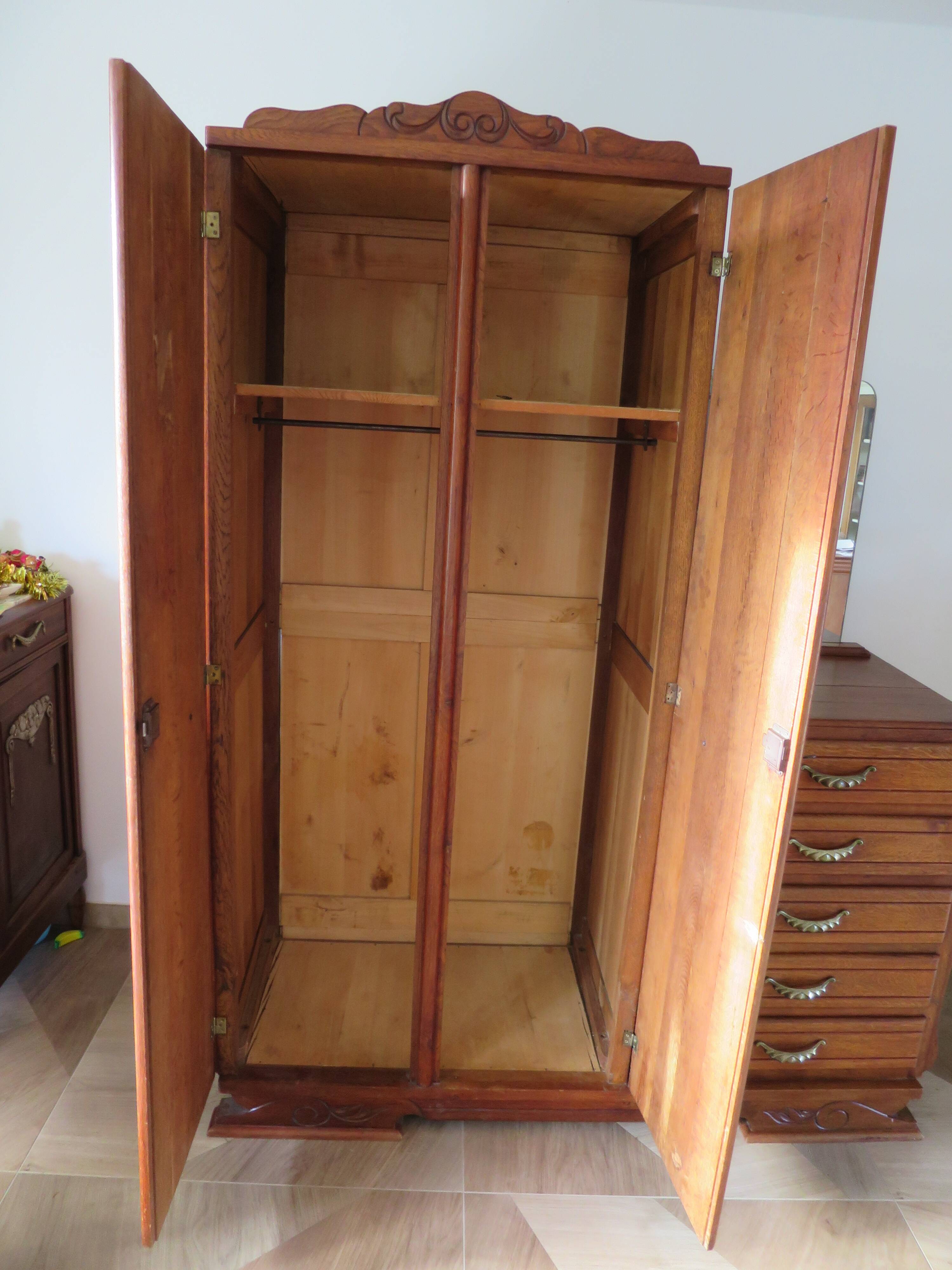 Rare armoire asymétrique 4 tiroirsmiroirpenderie