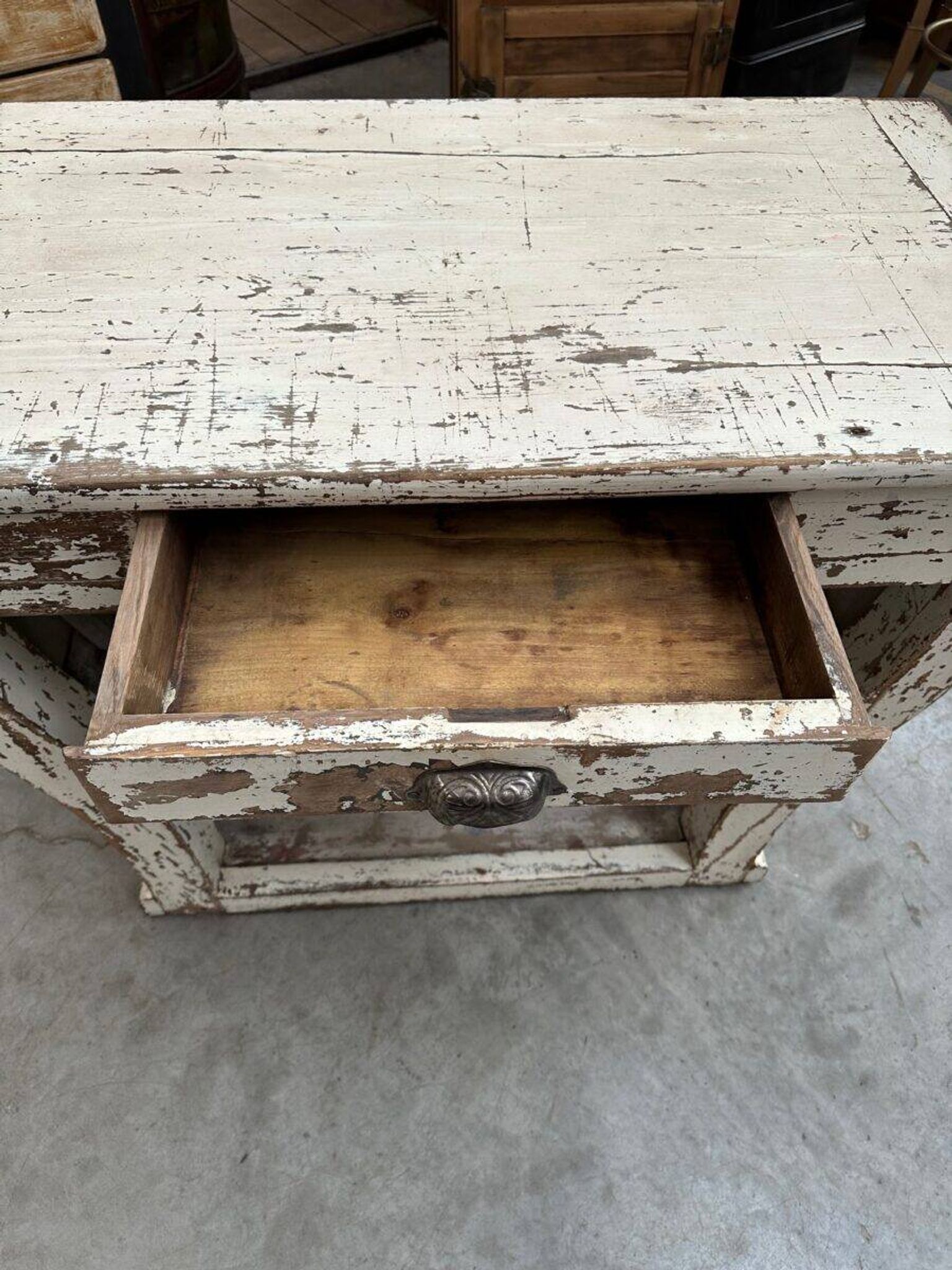 Patinated counter from the 19th century