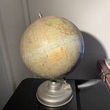 Cardboard world map on aluminum base - 1930s - excellent condition