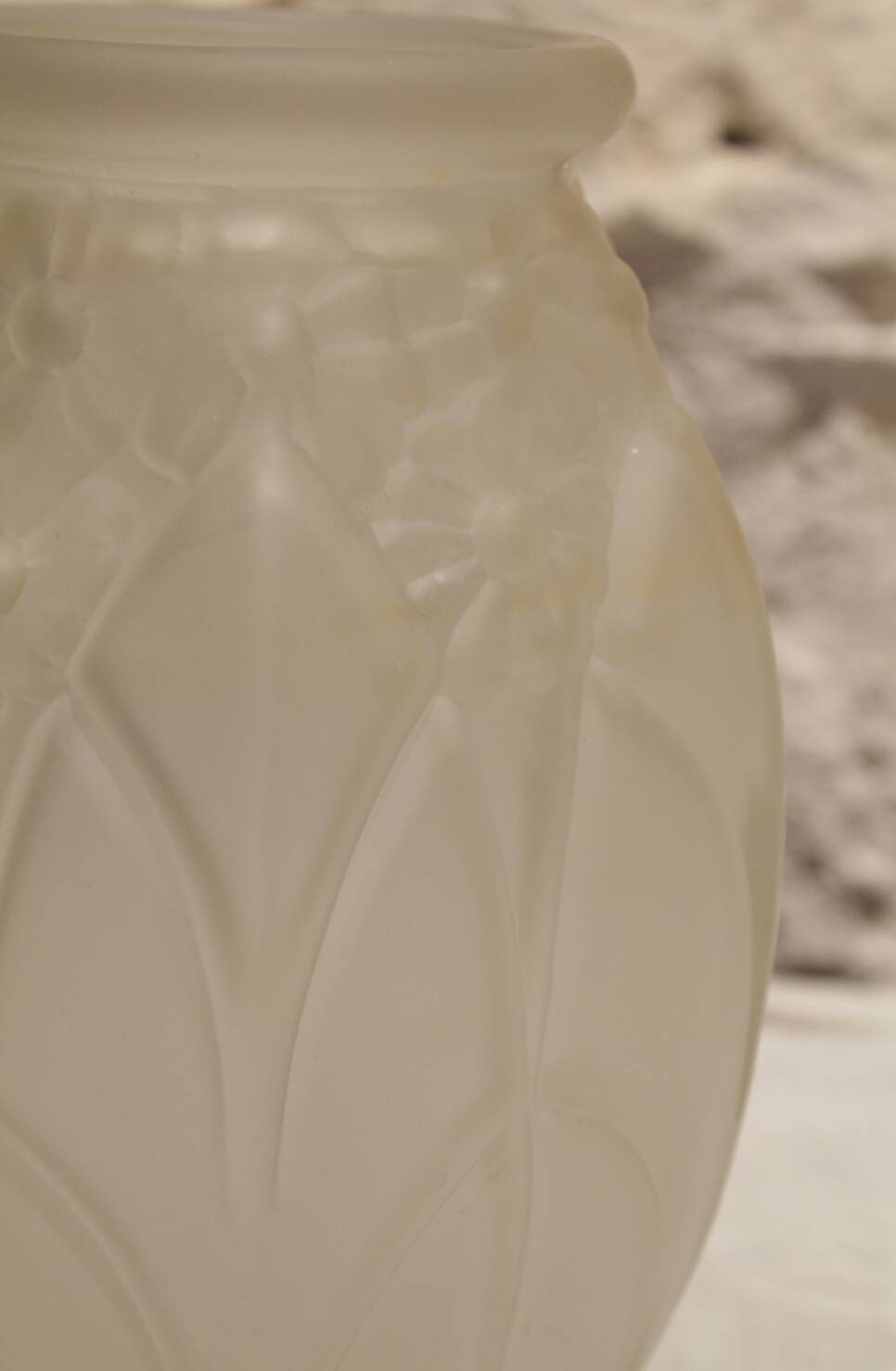 Art Deco molded and satin-finished glass vase, circa 1930