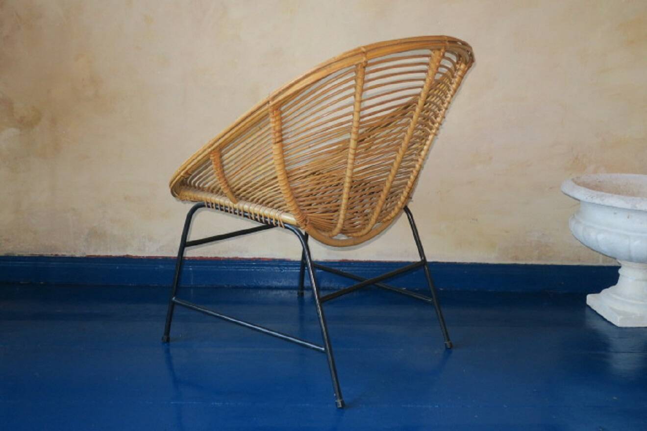 Mid century bamboo an iron pod chair, 1960s